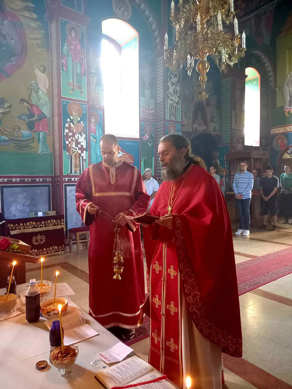 Arhimandrit Serafim cita molitvu